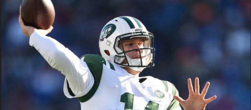 Sam Darnold threw for two touchdowns without a turnover in Week 15. - [James Anderson / Flickr]