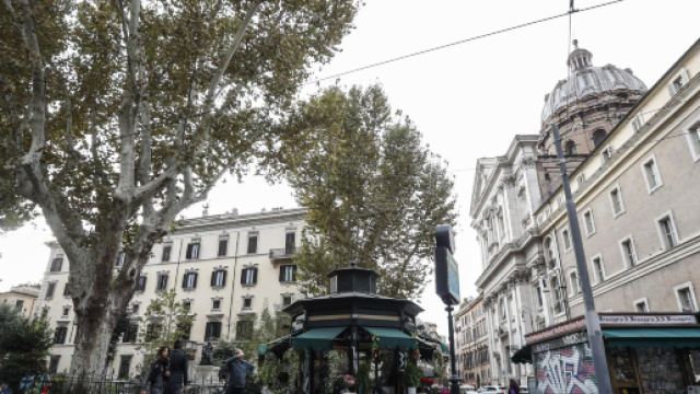 Pestaggio a Roma, aggressione razzista contro un bengalese - Foto ... - mediaset.it