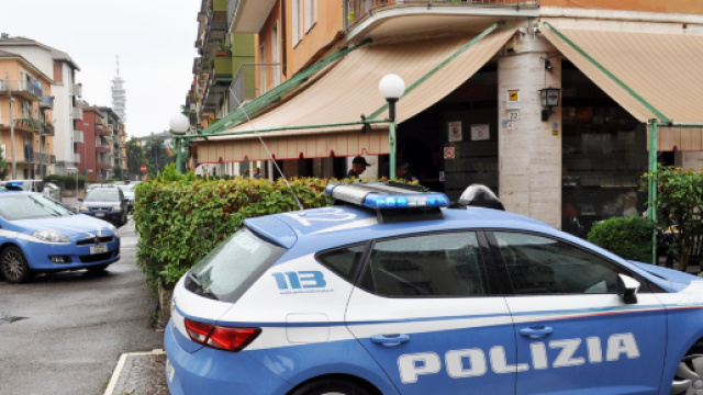 Quartiere Golosine, la Polizia chiude il Bar Nuovo - Verona ... - veronasettegiorni.it