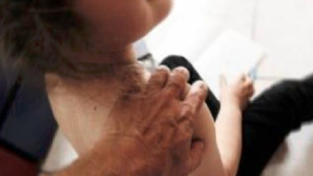 Bambina stuprata nel condominio di casa, trovate tra le scale sanguinante - Internapoli