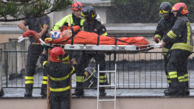Calabria, donna precipita da un palazzo: muore sul colpo. (foto di repertorio)