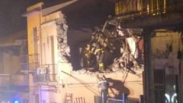 Etna, forte scossa di terremoto nella notte: 10 feriti e diversi ... - meteoweb.eu