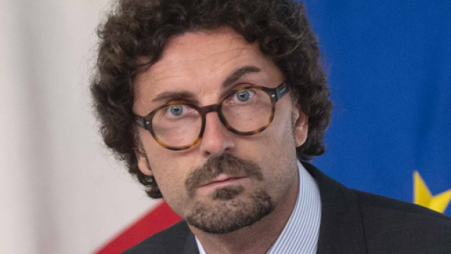 2018, un anno di gaffe: le pi&ugrave; clamorose da Toninelli a Dolce e Gabbana