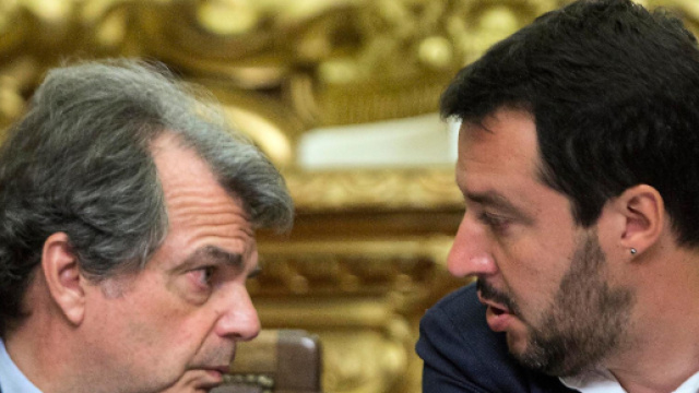 Reddito di cittadinanza e aumento requisiti d'accesso pensione: manovra di governo nel 2019.