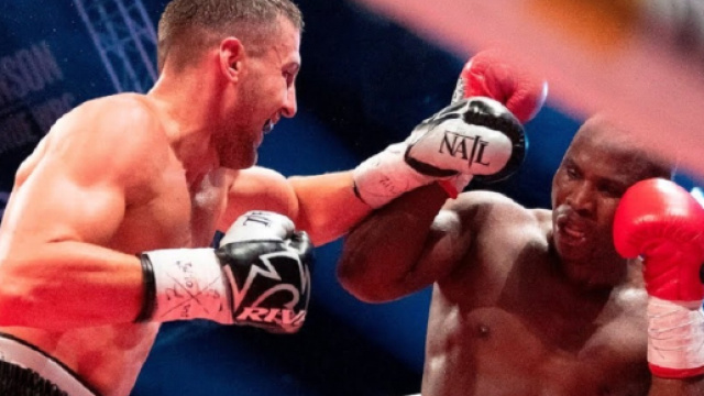 Adonis Stevenson ricoverato in terapia intensiva dopo il k.o subito da Oleksandr Gvozdyk