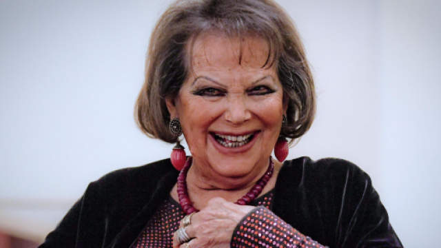 Claudia Cardinale a Domenica In: 'Non voglio parlare della violenza subita da giovane'