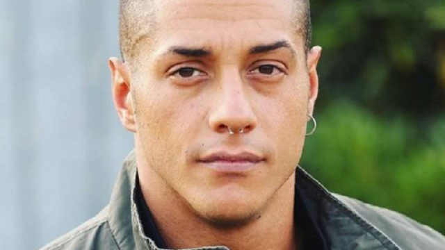 Francesco Chiofalo risponde ai fan sul web