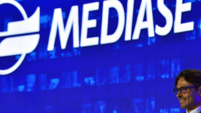 Casting per figuranti per Mediaset e per hostess per GiZa Eventi