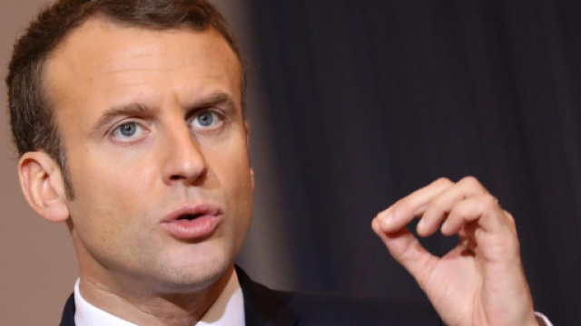 Sondages : Emmanuel Macron plus bas que jamais