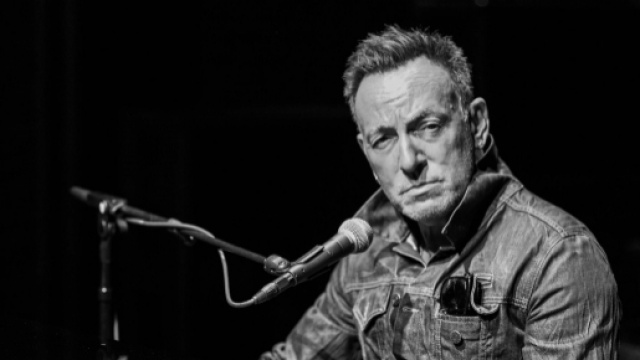How to Score $75 Lottery Tickets to Springsteen on Broadway | Playbill - playbill.com