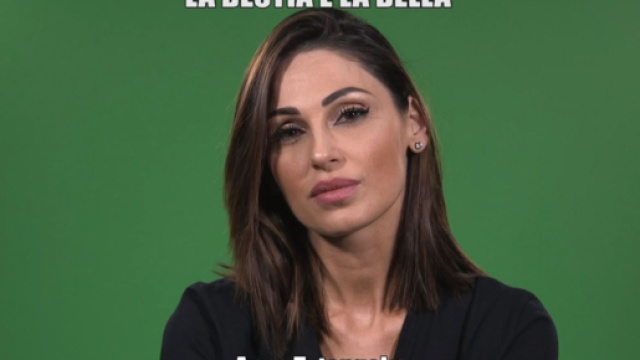 Anna Tatangelo a Le Iene, foto 'Le Iene'.