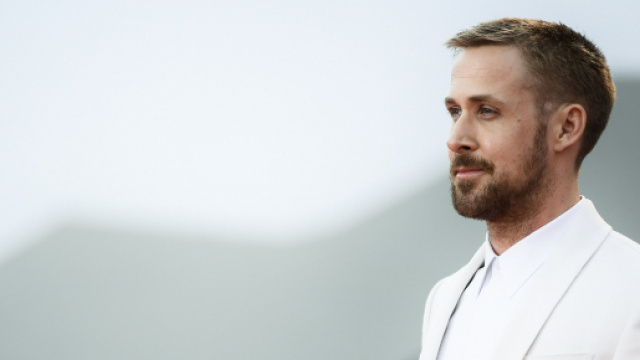 First Man' star Ryan Gosling responds to flag controversy - CNN Video - cnn.com