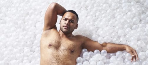 Rugby player Billy Vunipola poses in his Budgy Smugglers. Image credit: Budgy Smuggler UK