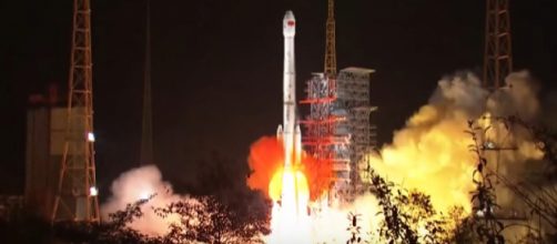 Launch of China&rsquo;s Chang&rsquo;e-4 to the Moon. [Image source/SciNews YouTube video]