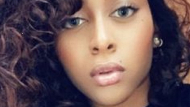 Jade, studentessa inglese 18enne mette all'asta la sua verginit&agrave;