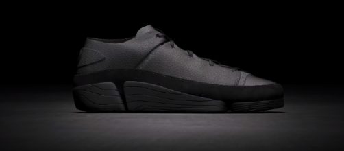 Limited Edition sneakers inspired by Black Panther. [Image source: EDICIONES SIBILA-PUNTOMODA/ Youtube screengrab]