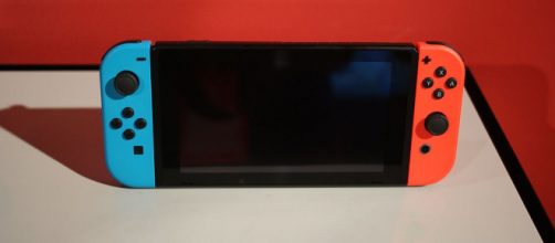 Nintendo Switch Magnet via Wikimedia Commons