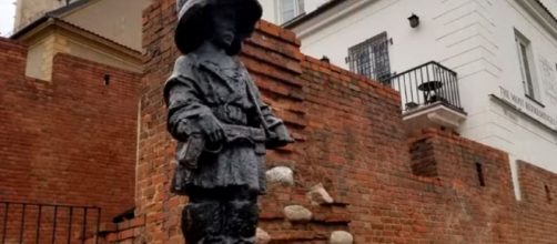 Visit Poland - The DON'Ts of Poland - Image credit | Wolters World | YouTube