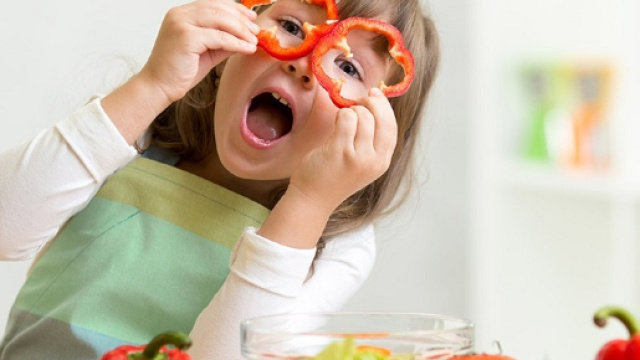 Dieta vegana: vantaggi e svantaggi per i bambini - dieta-vegana.it