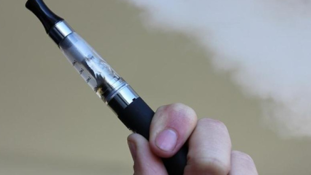 Sugli effetti della sigaretta elettronica conclusioni opposte in ... - lastampa.it