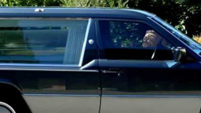 Carro funebre sotto sequestro per un giorno con la salma: il mezzo non era assicurato n&eacute; aveva fatto la revisione.