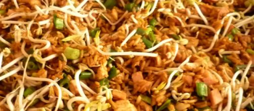 Arroz chino con saz&oacute;n tropical - Cuba en Noticias - cubahora.cu