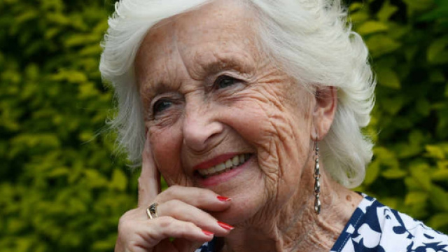 Paddy Jones to attend Stourbridge carnival | Express & Star - expressandstar.com