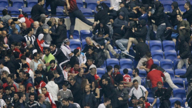 Effetti della follia collettiva negli stadi