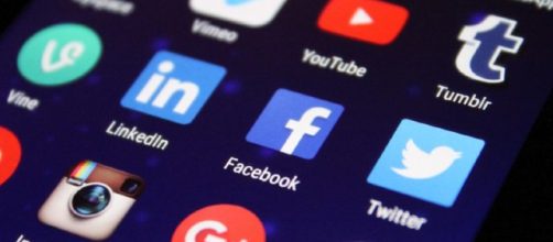 Government revealed investment into new technology to detect IS/other extremist content before it hits the web... - image euractiv.com