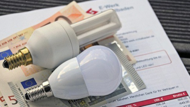 Bollette della luce pi&ugrave; care per colpa dei morosi