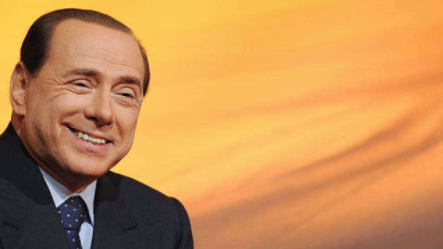 In alto, Silvio Berlusconi, ex presidente del Consiglio