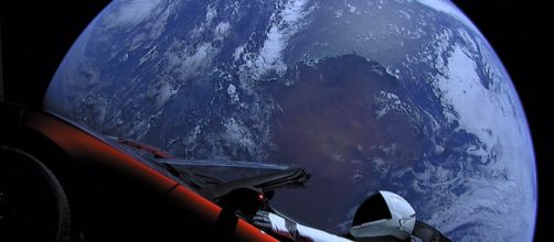 SpaceX Falcon Heavy Rockets - What I Saw On The Internet Today -Image credit - Daily Internet Moments | YouTube