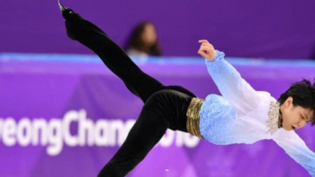 Le patineur Yuzuru Hanyu double la mise