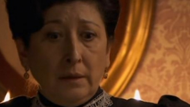 Una Vita, anticipazioni: Ursula scopre il segreto di Sara e Cayetana