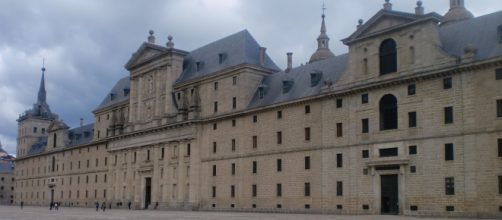 El Monasterio de El Escorial, fachada oeste.
