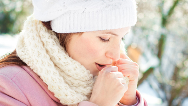 Colpo di tosse mortale: una donna di Sondrio rischia la vita
