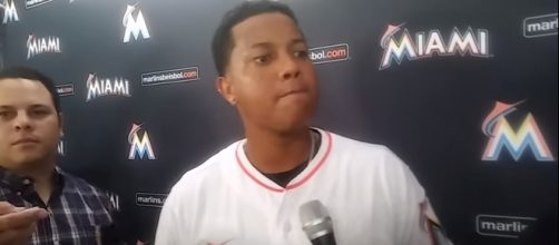 Castro speaks to media before camp begins. - [image - SerEbro EnlosDeportes / YouTube screencap]