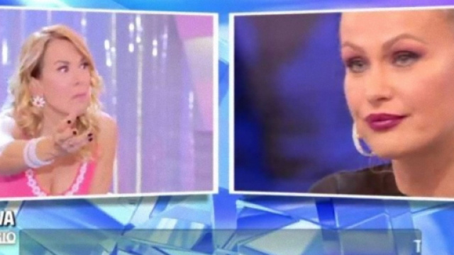 Canna gate, Eva Henger fa un importante annuncio.