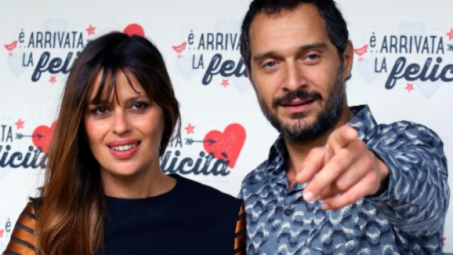 &Egrave; arrivata la felicit&agrave;: 5 cose da sapere sulla serie con Pandolfi ... - panorama.it