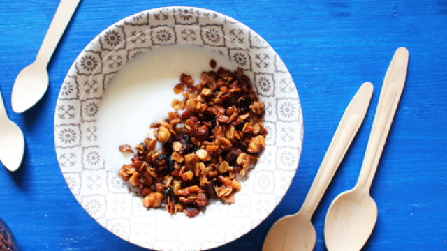Granola: una colazione sprint tra gusto e benessere