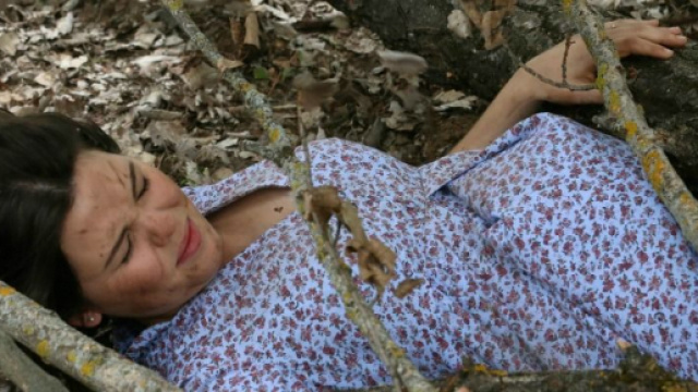 Marcela cade e perde il bambino il segreto