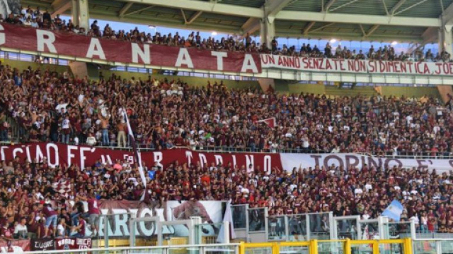 Torino-Juventus: rissa durante il derby, tifoso cade nel vuoto