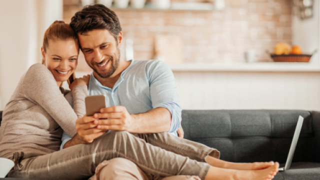 Un'app per due: la tecnologia che fa bene alla coppia - tinaba.com