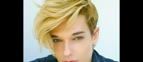 Celso Santeba&ntilde;es conocido como el Ken humano