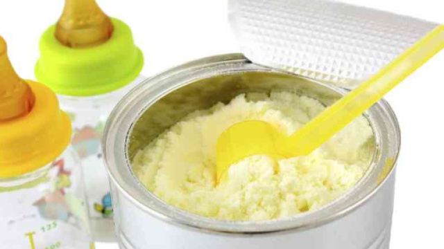 Allarme salmonella nel latte in polvere destinato ai neonati