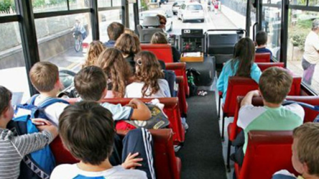I professori annullano la gita a causa della partecipazione di una bambina disabile