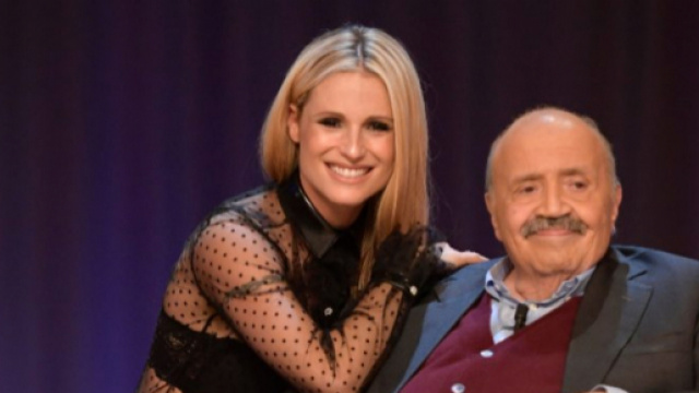 Michelle Hunziker con Maurizio Costanzo