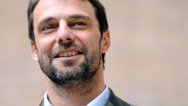 Alessandro Preziosi: &laquo;Non vi sembra che abbia naso?&raquo; - Grazia.it - grazia.it