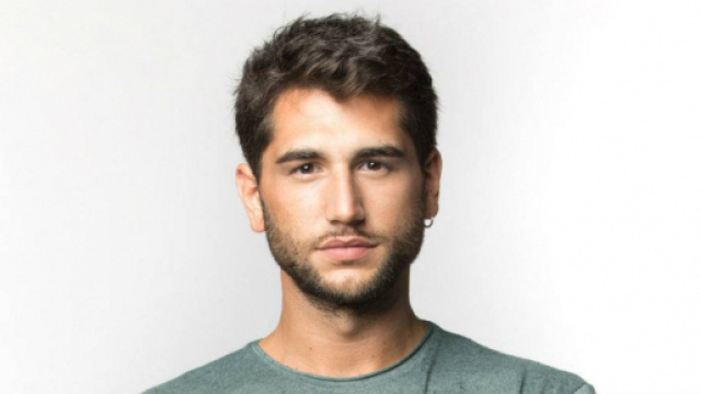 Gossip: Jeremias Rodriguez approda a Uomini e donne? La foto sospetta.
