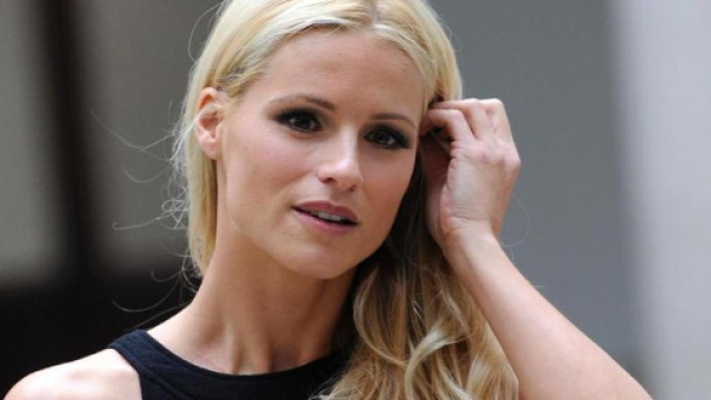 Michelle Hunziker: &ldquo;Sanremo? Andrei se me lo chiedessero&rdquo; - La Stampa - lastampa.it